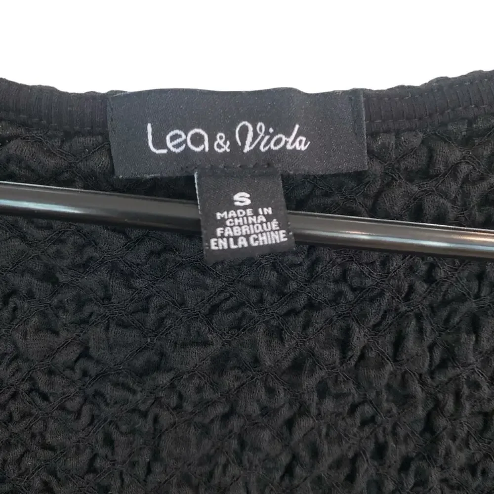 Lea & Viola Anthropologie puff short sleeve textured crop top Black stretchy S - Picture 2 of 9
